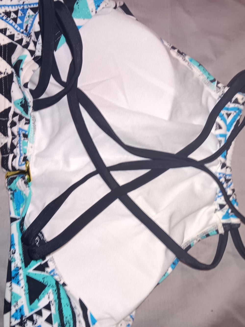 Geometric Print Two-Piece Bikini Set in Turquoise & Black - Picture 3 of 4